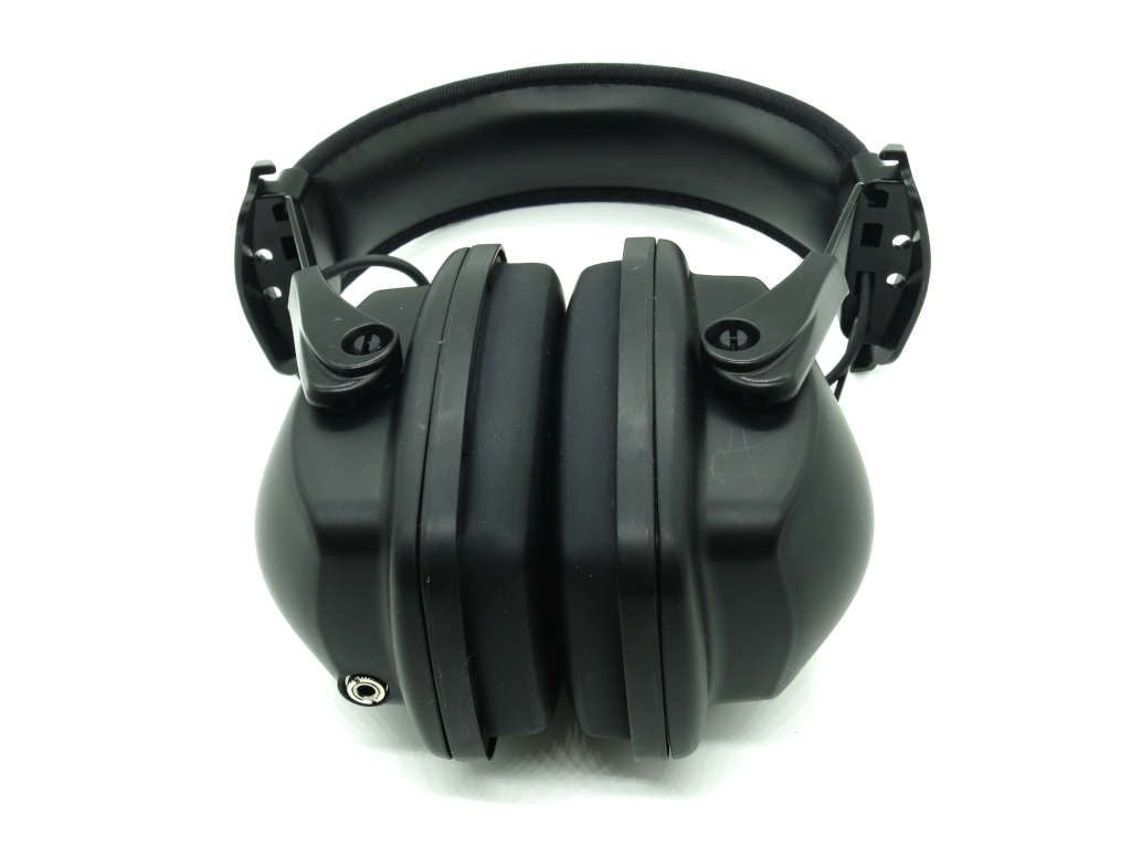 sync-stereo-headphone-jack sync-stereo-headphone-jack