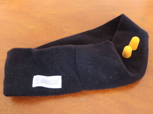 earplugs-and-headband-sleep-headphones